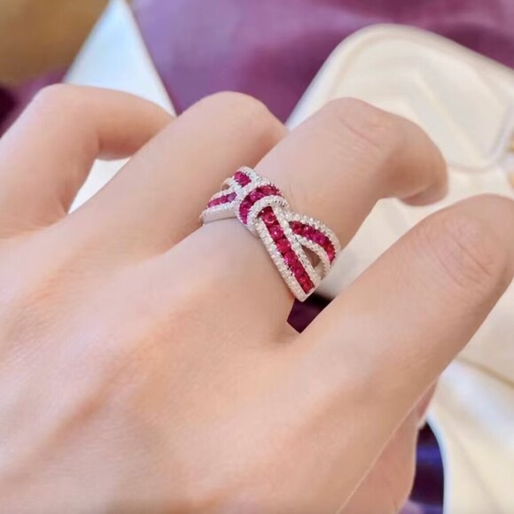 18k White Gold Ruby Diamond Ring Knot Ring Band - Picture 4 of 4